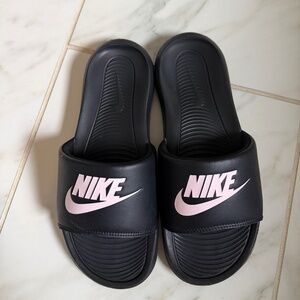 Nike Slides Men's 8